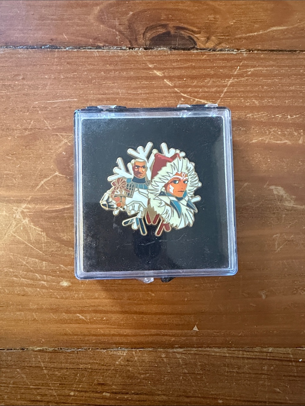 Her Universe Winter 2020 holiday pin Ahsoka Tano and Captain Tex snowflake